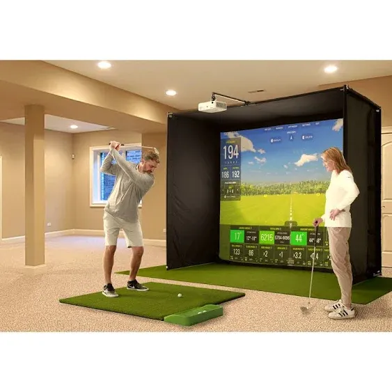 SkyTrak Golf Simulator Studio Package 19029373 - 10' x 8.5'