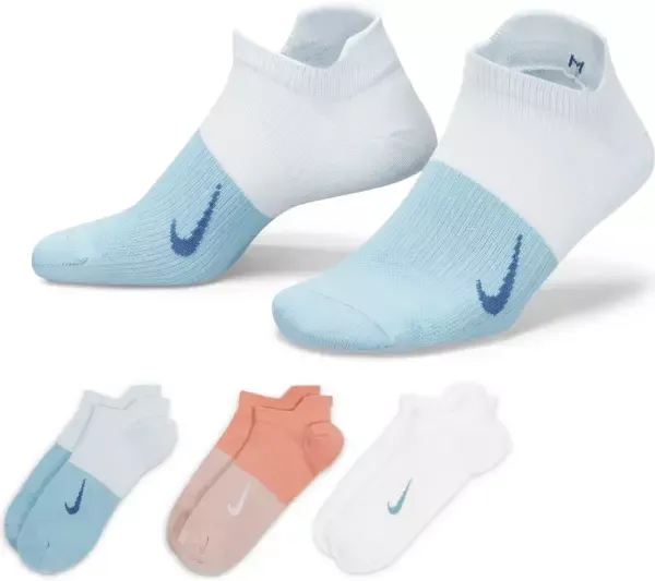 Nike Women`s Everyday Plus Lightweight Training No-Show Socks 3 Pack