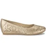 Women's Baretraps Mariah Flats in Light Gold Size 9