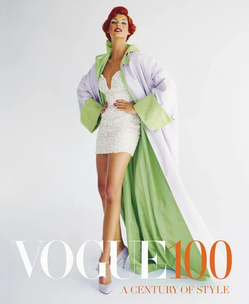 Vogue 100: A Century of Style [Book]