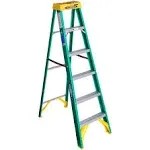 Werner Fiberglass Step Ladder With Yellow Top 6-Ft 225-Lbs Load Capacity