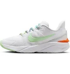 Nike Star Runner 4 Running Shoes