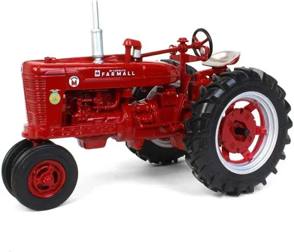 Fleet Farmall Super M 1:16 Scale Tractor