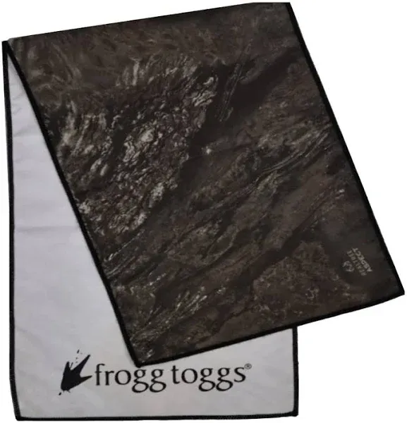 Frogg Toggs Chilly Pad Pro Microfiber Cooling Towel in Purple