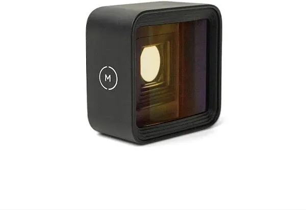 Moment 1.33x Anamorphic T-Series Mobile Lens (Gold Flare)