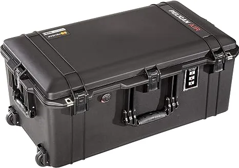 Pelican 1556 Air Case (No Foam) - Black