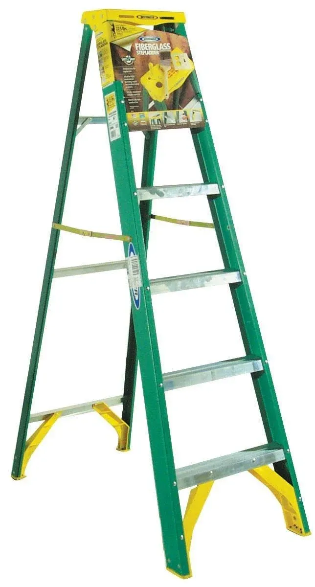 Werner 6 ft Type II Fiberglass Step Ladder 5906