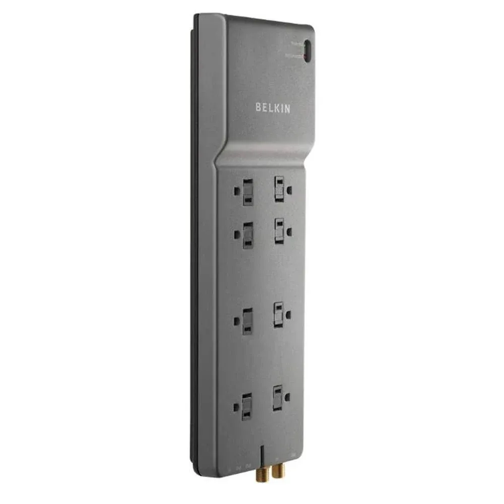 Belkin 8-Outlet 3240 Joules SurgeMaster Protector