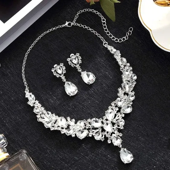 Hicarer Bridal Teardrop Cluster Crystal Jewelry Set for Women Necklace Earrings Wedding