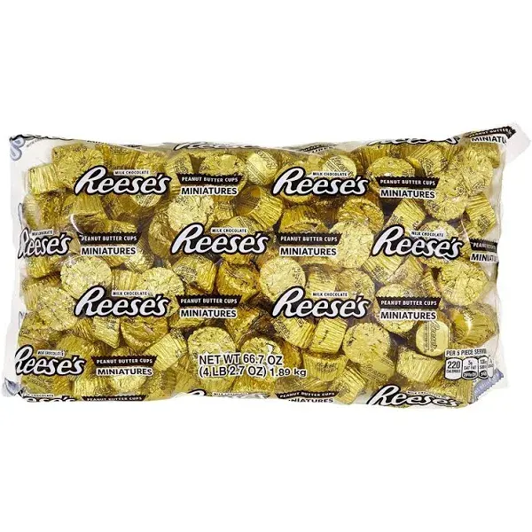 REESE'S Miniatures Gold Foils Milk Chocolate Peanut Butter Cups Candy, Bulk, 66.7 oz Bulk Bag