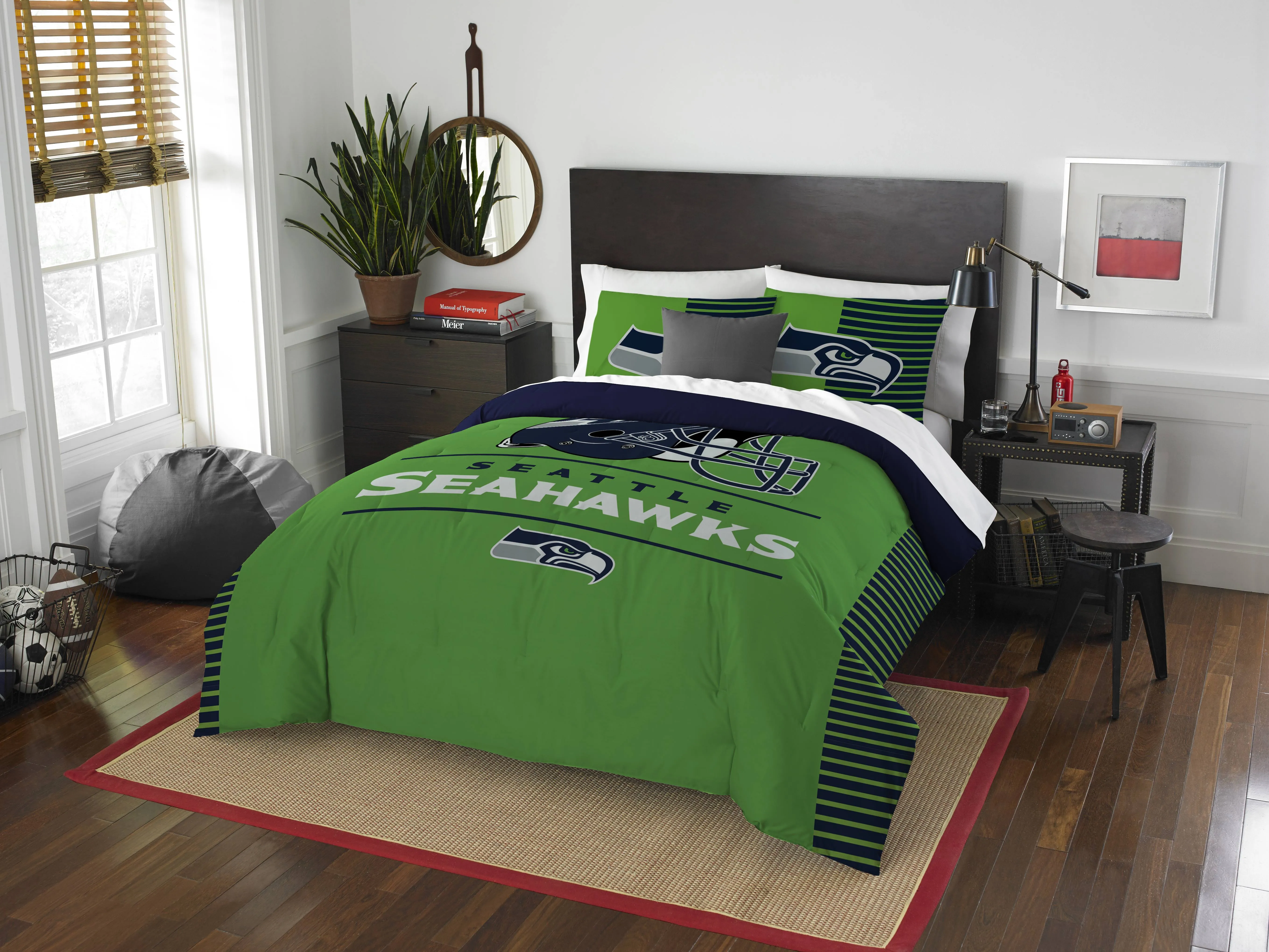 Northwest NFL Unisex-Adult Comforter and Sham Set