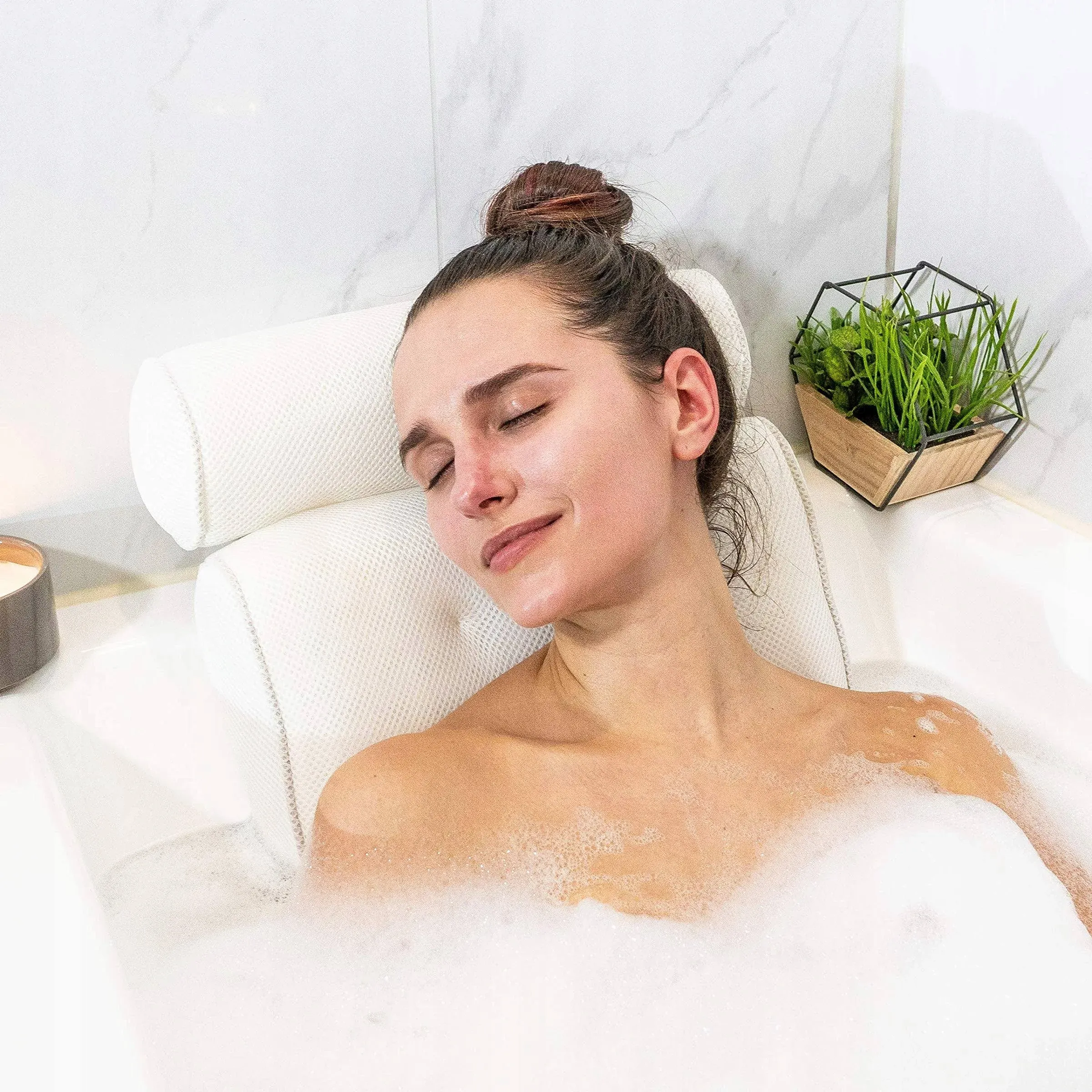 Monsuri Bathtub Pillow