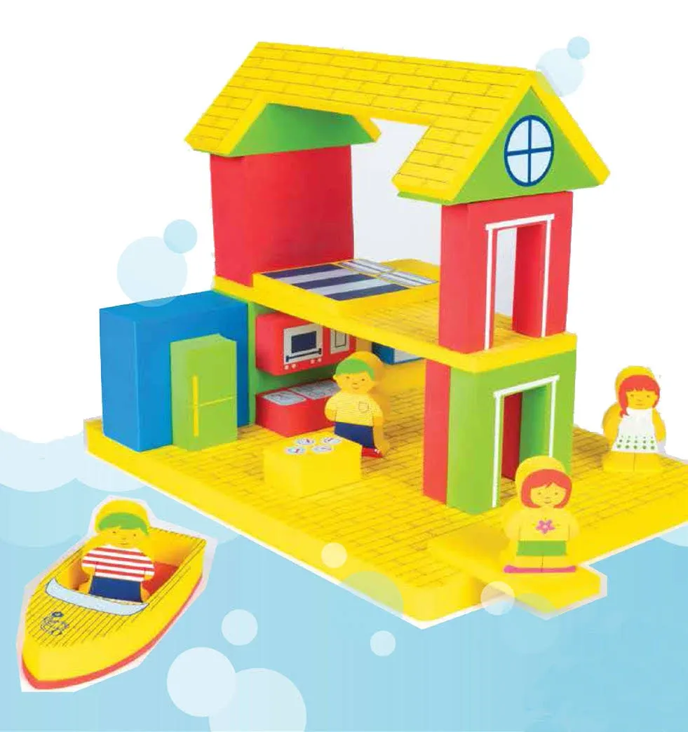 BathBlocks Floating Adventure House in Gift Box