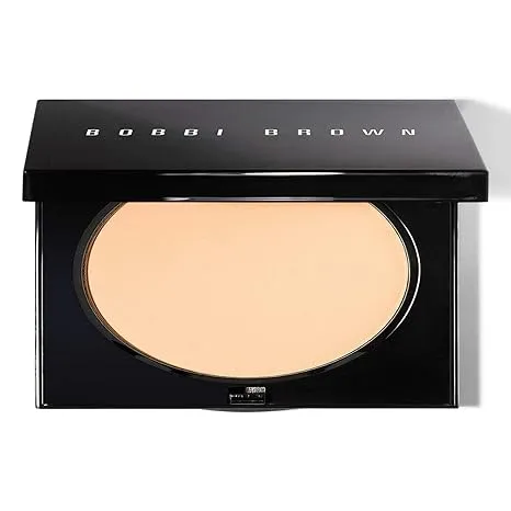 Bobbi Brown Sheer Finish Pressed Powder - Soft Sand