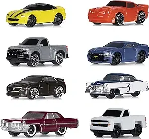 Micro Machines Multipack - Toy Cars and Collectables - Featuring 8 Cadillac and Chevrolet Vehicles - Play and Collect