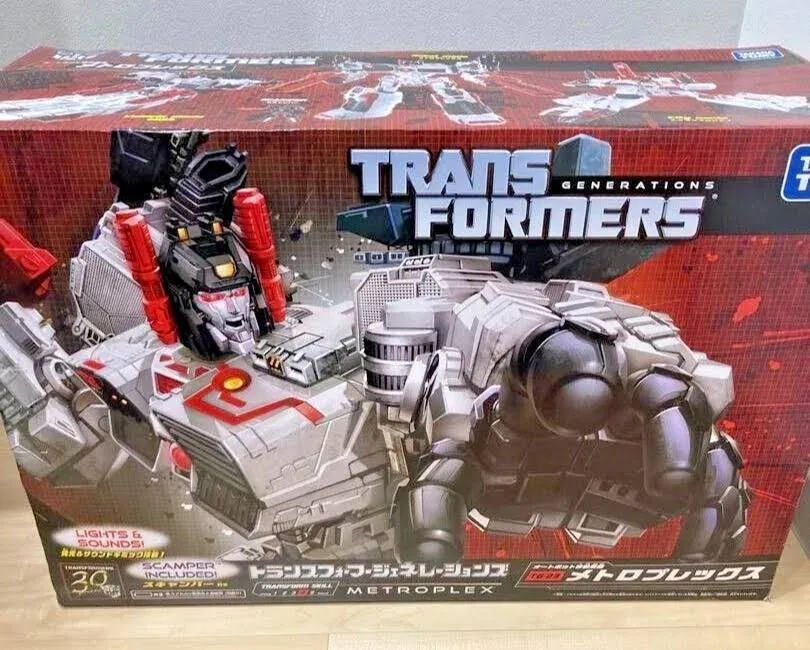 Takara Tomy Transformers Generations TG-23 Metroplex Scamper Robot FigureNew