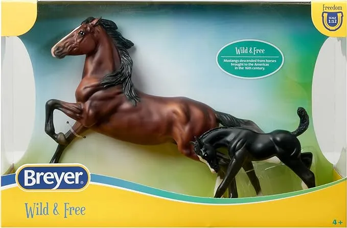 Breyer Wild & Free Horse & Foal Set