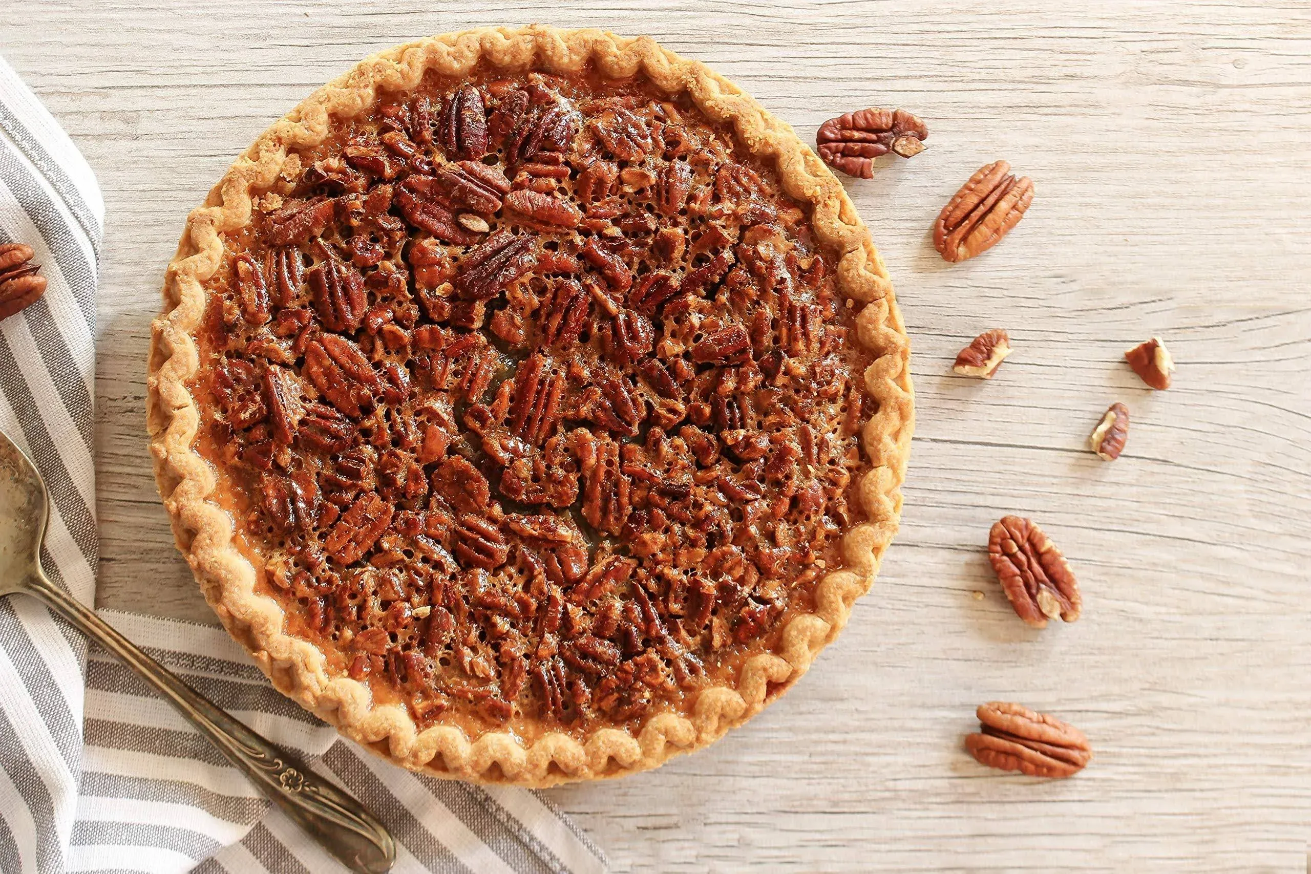 The Alabama Pecan Company Southern Pecan Pie