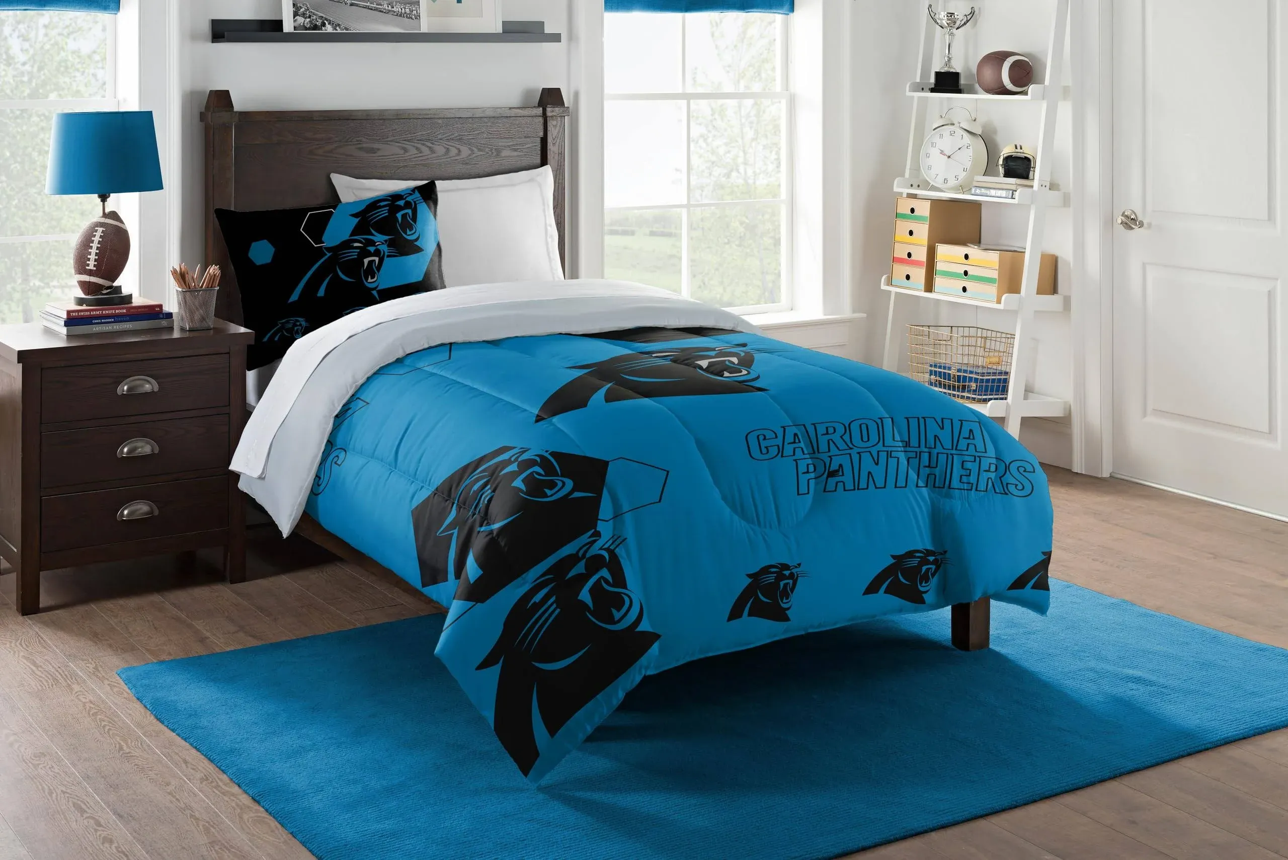 Northwest NFL Carolina Panthers Hexagon Comforter &amp; Sham Set